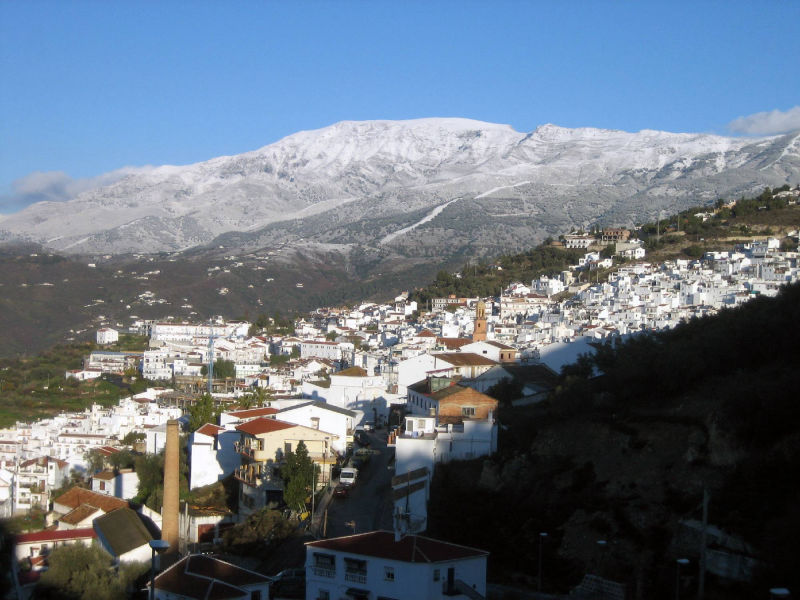 Look in Competa, Costa del Sol, Andalucia for your holiday rental