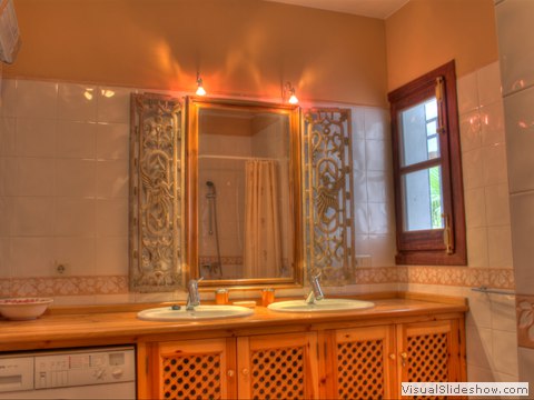 main_bathroom