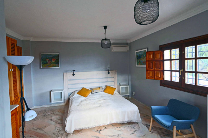 Vakantieverhuur rechtstreeks van de eigenaar-luxe villa met zwembad in Competa Andalusie